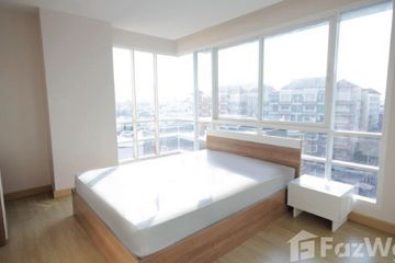 2 Bedroom Condo for sale in Emerald Residence Ratchada, Din Daeng, Bangkok near MRT Huai Khwang