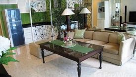 1 Bedroom Condo for rent in Nusasiri Grand, Phra Khanong, Bangkok near BTS Ekkamai