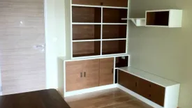 2 Bedroom Condo for sale in Hive Taksin, Khlong Ton Sai, Bangkok near BTS Wongwian Yai