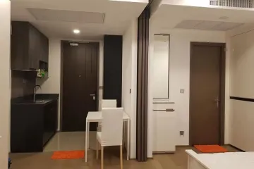 1 Bedroom Condo for rent in Si Phraya, Bangkok near MRT Sam Yan