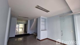 4 Bedroom Townhouse for sale in Phlapphla, Bangkok