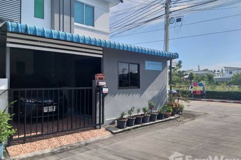 3 Bedroom Townhouse for sale in Baan Pruksa 84/2 Phetkasem 63, Lak Song, Bangkok