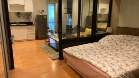 1 Bedroom Condo for rent in Nusasiri Grand, Phra Khanong, Bangkok near BTS Ekkamai