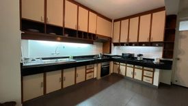 2 Bedroom Apartment for rent in Karolyn Court, Lumpini, Bangkok near BTS Ploen Chit