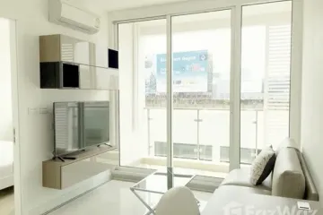 1 Bedroom Condo for rent in TC Green, Huai Khwang, Bangkok near MRT Phetchaburi