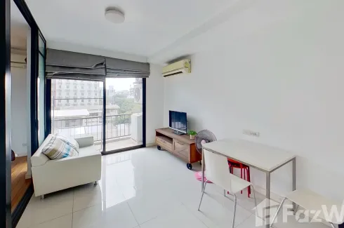 1 Bedroom Condo for rent in Le Cote Sukhumvit 14, Khlong Toei, Bangkok near BTS Asoke
