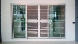 3 Bedroom Townhouse for rent in Nong Khang Phlu, Bangkok