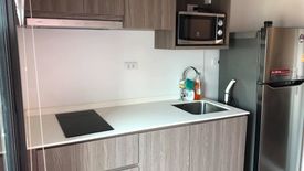 1 Bedroom Condo for rent in Bang Yi Khan, Bangkok near MRT Bang Yi Khan