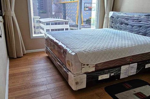 1 Bedroom Condo for rent in The Saint Residences, Chom Phon, Bangkok near MRT Phahon Yothin