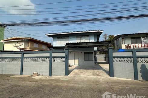 3 Bedroom House for rent in Bang Chak, Bangkok