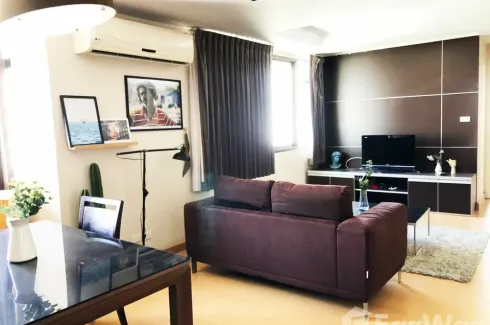 2 Bedroom Condo for rent in Nantiruj Tower, Khlong Toei, Bangkok near BTS Asoke