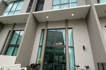 3 Bedroom Townhouse for rent in Patio Rama 9-Pattanakarn, Suan Luang, Bangkok