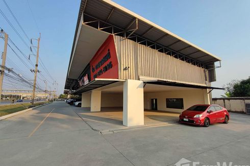 Office for rent in Saen Saep, Bangkok