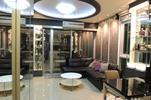 1 Bedroom Condo for rent in Sky Walk Condominium, Phra Khanong Nuea, Bangkok near BTS Phra Khanong