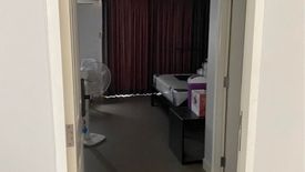 11 Bedroom Commercial for rent in Wang Burapha Phirom, Bangkok near MRT Sam Yot