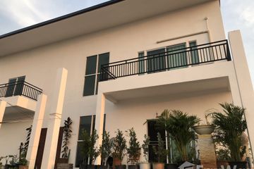 7 Bedroom House for sale in Khlong Song, Pathum Thani