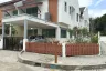 3 Bedroom Townhouse for sale in Baan Sahakon Mo-Or, Phawong, Songkhla