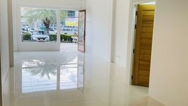 3 Bedroom Townhouse for sale in Altitude Patum, Bang Prok, Pathum Thani