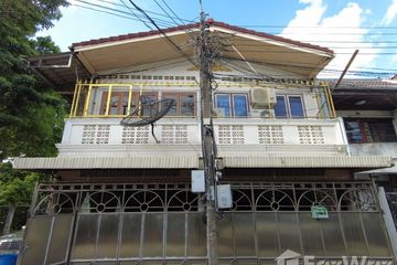 5 Bedroom Townhouse for sale in Prachaniwet 3, Tha Sai, Nonthaburi