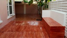 3 Bedroom Townhouse for sale in Baan Pruksa 19 Bangbuathong, Bang Khu Rat, Nonthaburi