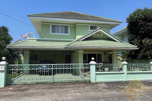 4 Bedroom House for sale in Na Kluea, Chonburi