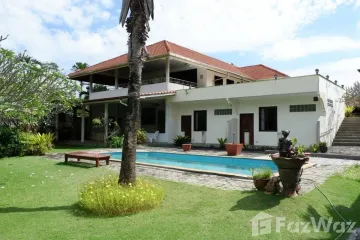 7 Bedroom Villa for sale in Rawai, Phuket