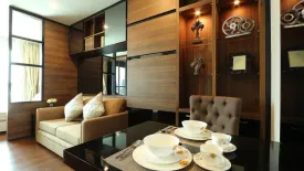 Condo for sale in Khlong Tan Nuea, Bangkok