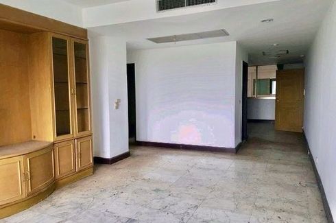 4 Bedroom Condo for sale in Royal Castle Pattanakarn, Suan Luang, Bangkok
