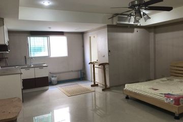 1 Bedroom Condo for sale in J. W. Place, Chan Kasem, Bangkok near MRT Chankasem
