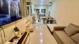 2 Bedroom Townhouse for sale in Tha Raeng, Bangkok