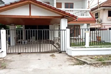 4 Bedroom House for sale in Tararin Village, Prachathipat, Pathum Thani