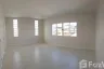 4 Bedroom Townhouse for rent in Sam Sen Nok, Bangkok near MRT Phawana