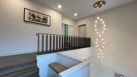 4 Bedroom House for sale in Nantawan Rama 9 - New Krungthepkretha, Saphan Sung, Bangkok