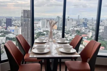 2 Bedroom Condo for rent in Ideo Q Sukhumvit 36, Khlong Tan, Bangkok near BTS Thong Lo