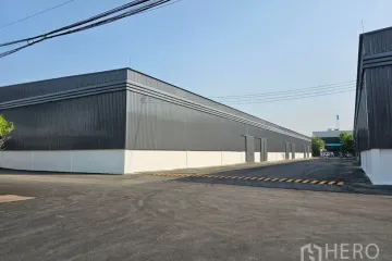 Warehouse / Factory for rent in Khlong Toei, Bangkok