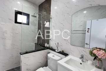 4 Bedroom House for sale in 