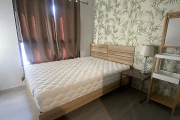 1 Bedroom Condo for rent in Bang Yi Khan, Bangkok near MRT Bang Yi Khan