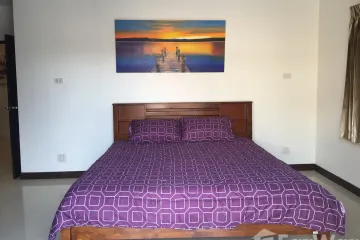 1 Bedroom Condo for rent in Melville House, Patong, Phuket