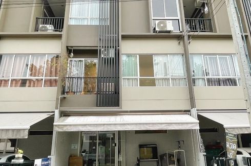 3 Bedroom Townhouse for sale in Sammakorn Avenue Chaiyapruek-Wongwaen, Lam Pho, Nonthaburi