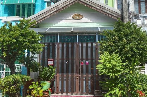 2 Bedroom Townhouse for sale in Parichat Village, Bang Khu Wat, Pathum Thani