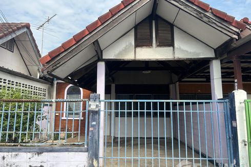 2 Bedroom Townhouse for sale in Phipaporn 3, Khlong Hok, Pathum Thani