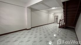 3 Bedroom Townhouse for sale in Pritoon Grand Ville, Bang Duea, Pathum Thani