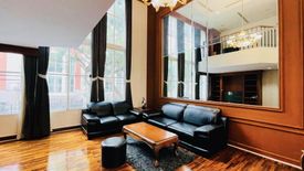 4 Bedroom Townhouse for rent in Baan Klangkrung Thonglor, Khlong Tan Nuea, Bangkok near BTS Thong Lo