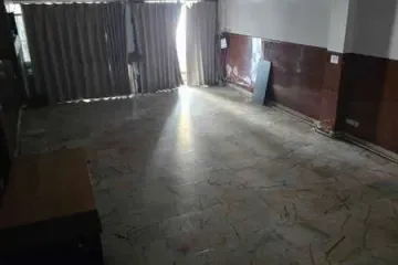 Commercial for rent in Khlong Tan Nuea, Bangkok