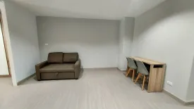 1 Bedroom Condo for rent in Serene Place Sukhumvit 24, Khlong Tan, Bangkok near BTS Phrom Phong