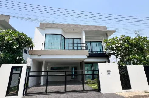 4 Bedroom Villa for sale in Chicmo Place 48, Pa Tan, Chiang Mai