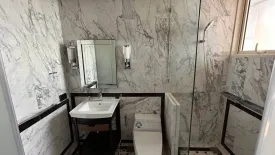 2 Bedroom Condo for rent in Royce Private Residences, Khlong Toei Nuea, Bangkok near BTS Asoke