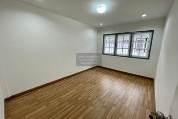 2 Bedroom Townhouse for sale in Por. Pasuk Nives, Phimon Rat, Nonthaburi