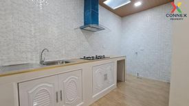 2 Bedroom Townhouse for sale in Sam Wa Tawan Tok, Bangkok