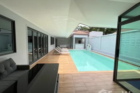 5 Bedroom Villa for sale in Chalong, Phuket